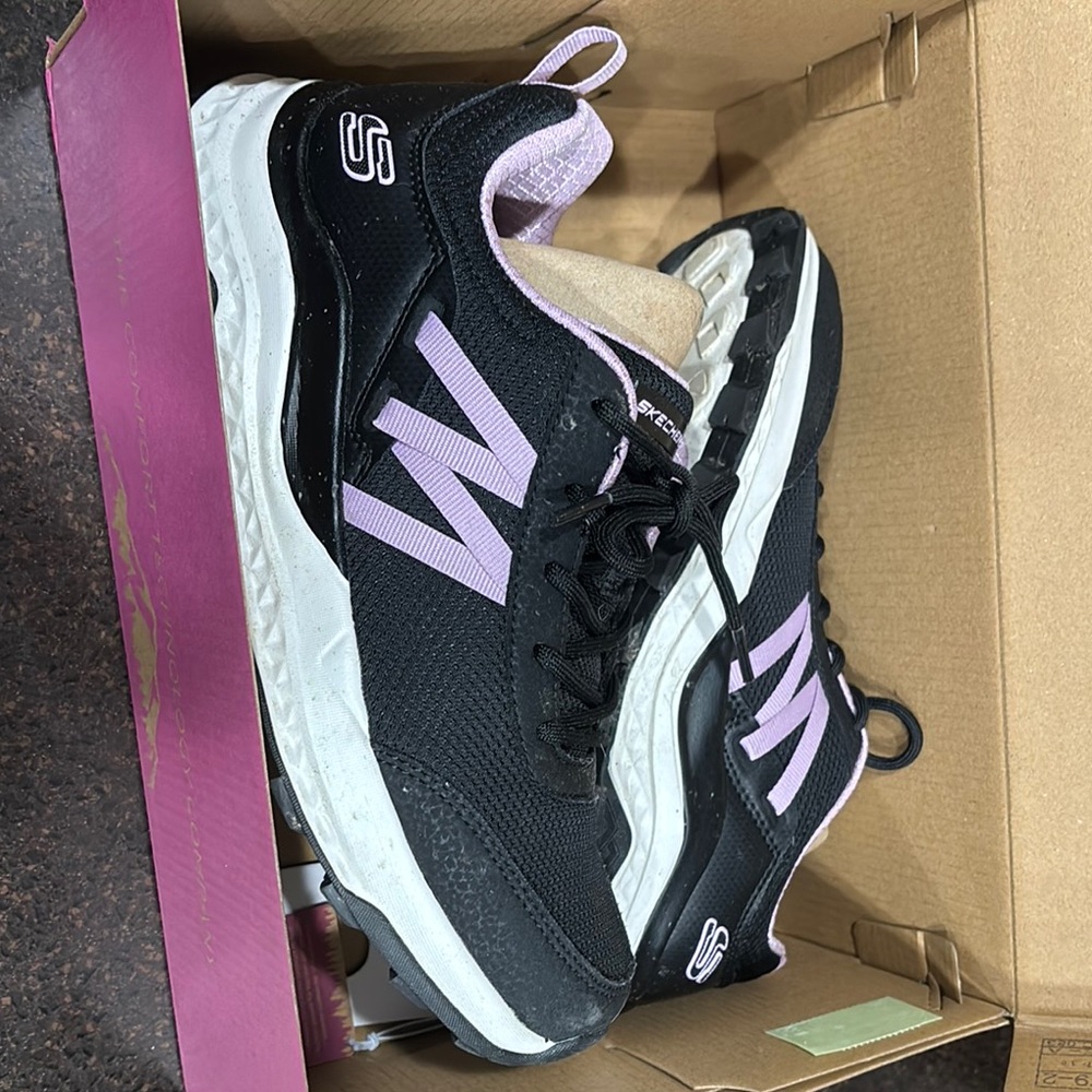 Skechers Women's Black and Lavender Athletic Shoes